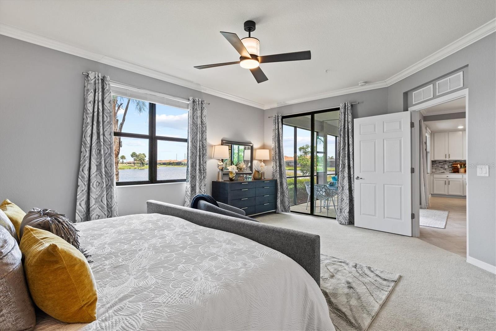 SARASOTA NATIONAL - Residential