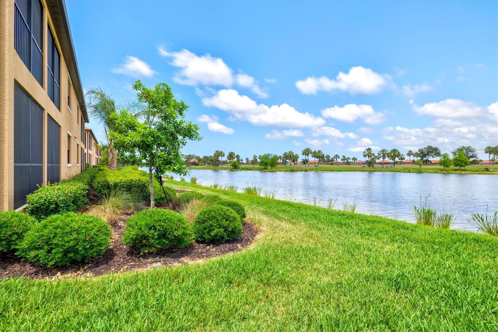 SARASOTA NATIONAL - Residential