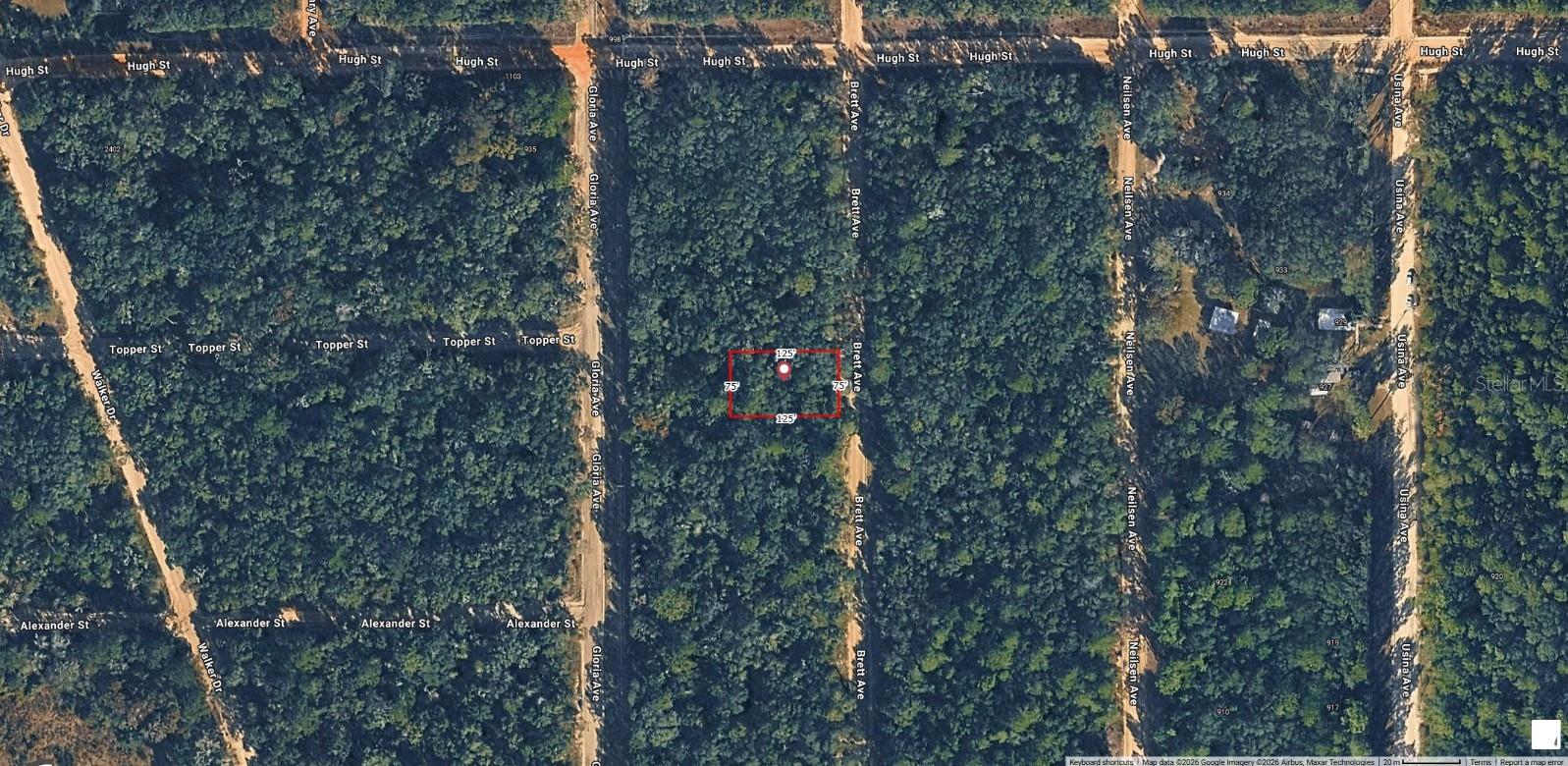 Prime vacant lot conveniently between Interlachen & Palatka. Quick access to State Rd 100, ideal for commuters. Boasting a developing locale, this lot promises growth potential. No build time constraints giving flexibility—construct now or wait for the perfect moment. Buyer manages utility hookups. Adjacent parcel ID 24-09-24-4075-0280-0330 also for sale, allowing a combined .44 acres.