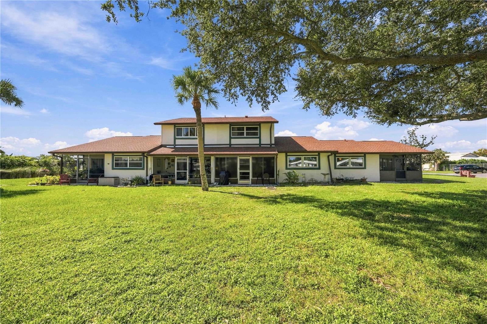 CIRCLE WOODS OF VENICE 1 - Residential