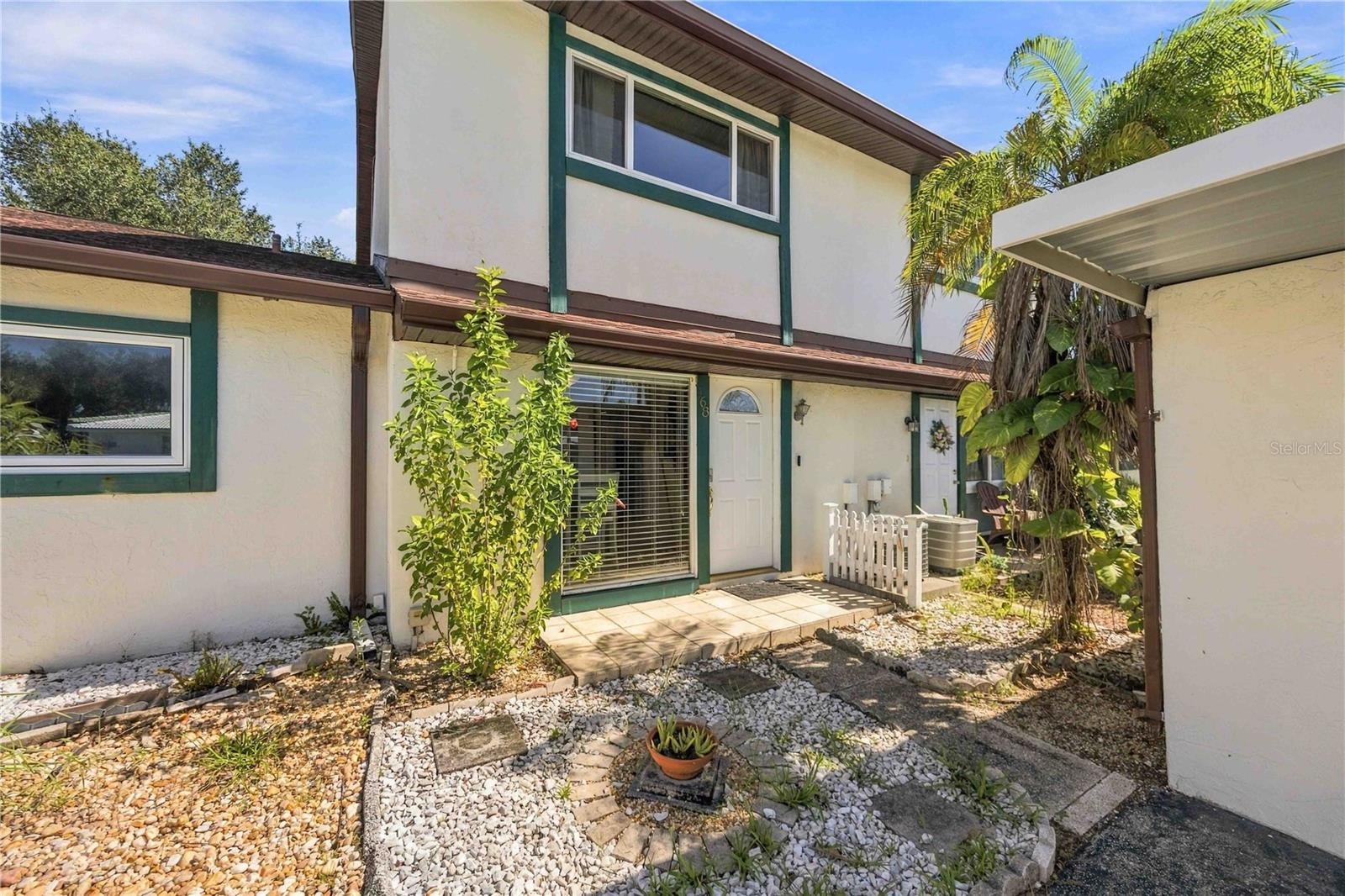 CIRCLE WOODS OF VENICE 1 - Residential
