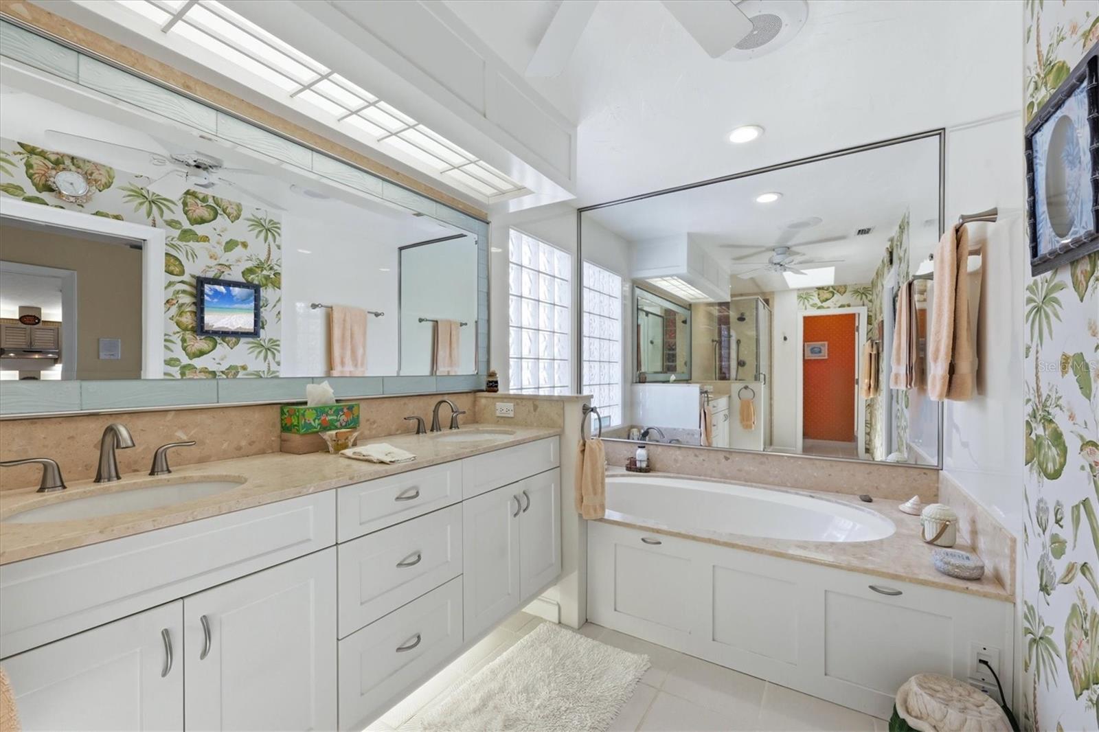 NORTH MANASOTA KEY - Residential