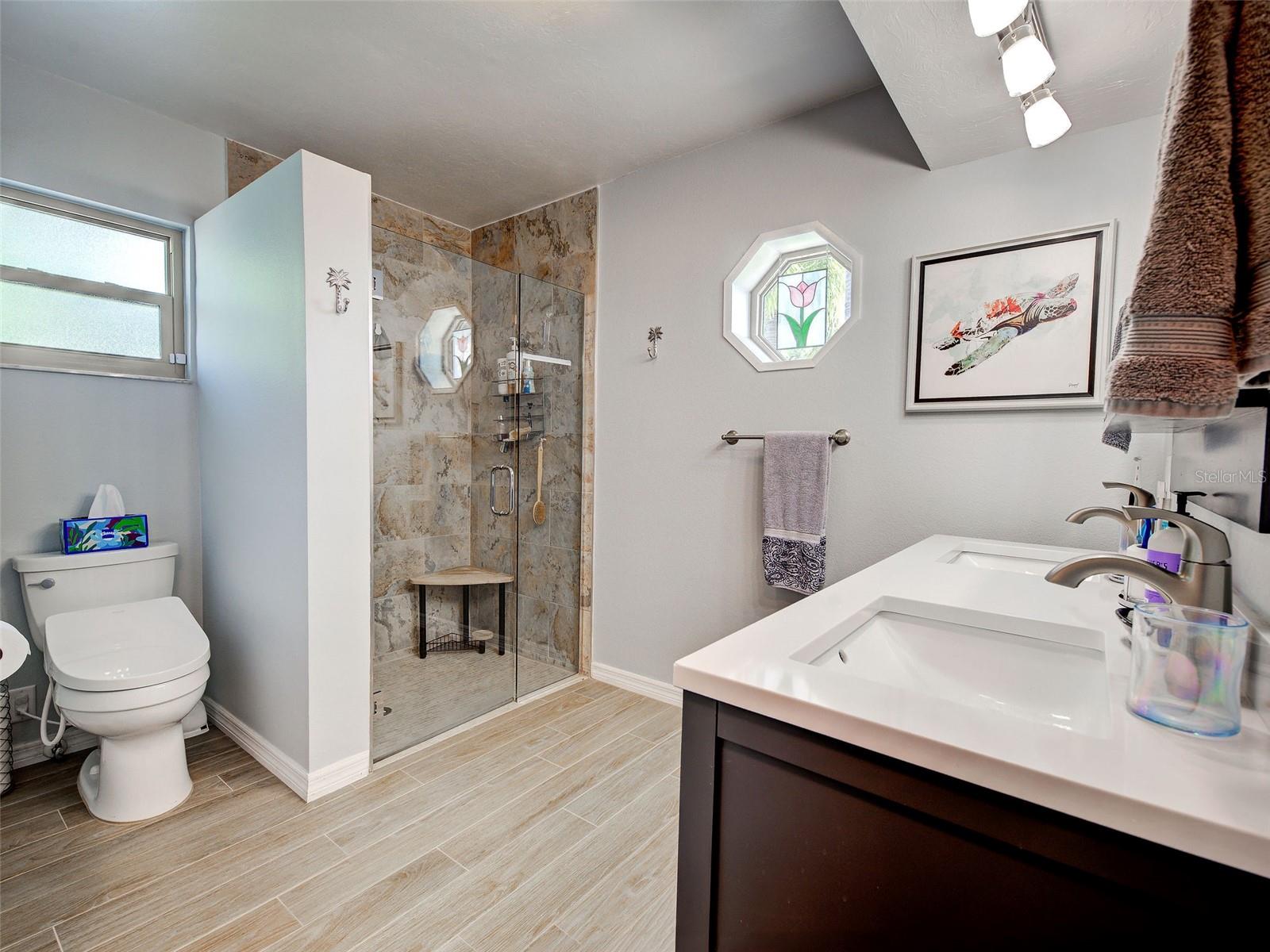 VENICE REP - Residential