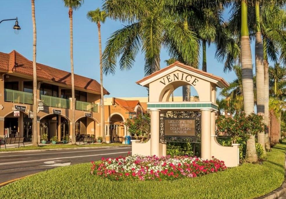 CARDINAL CONDO APTS / BIRD BAY VILLAGE - Residential
