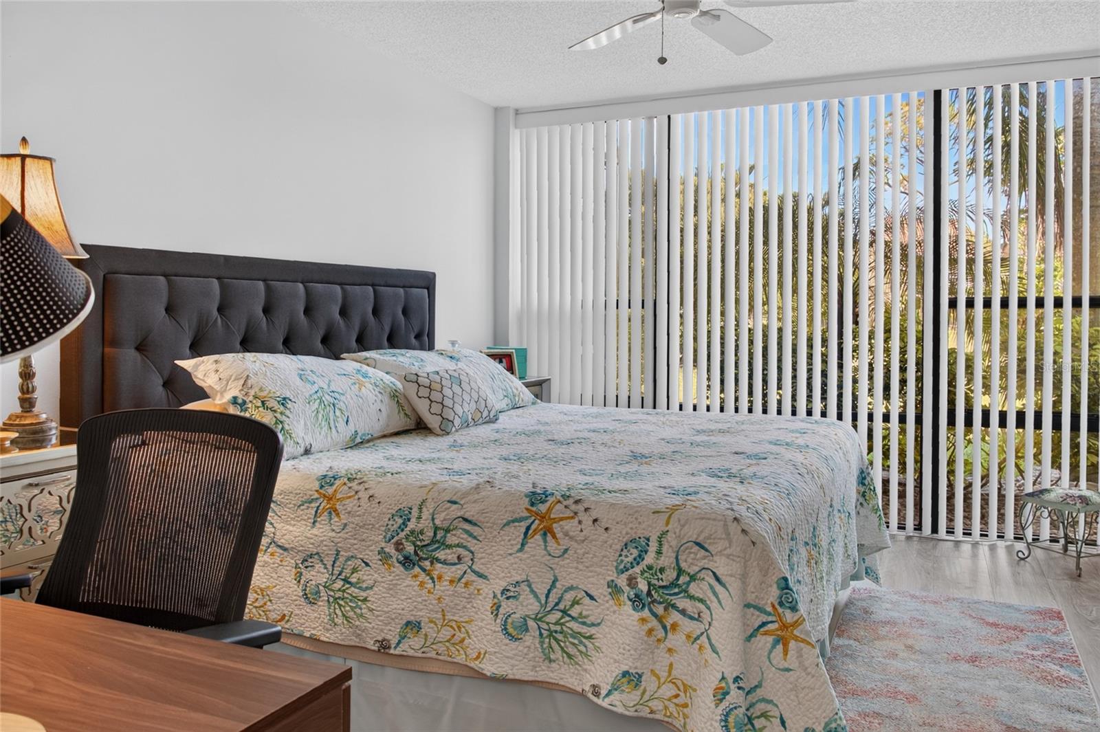 CARDINAL CONDO APTS / BIRD BAY VILLAGE - Residential