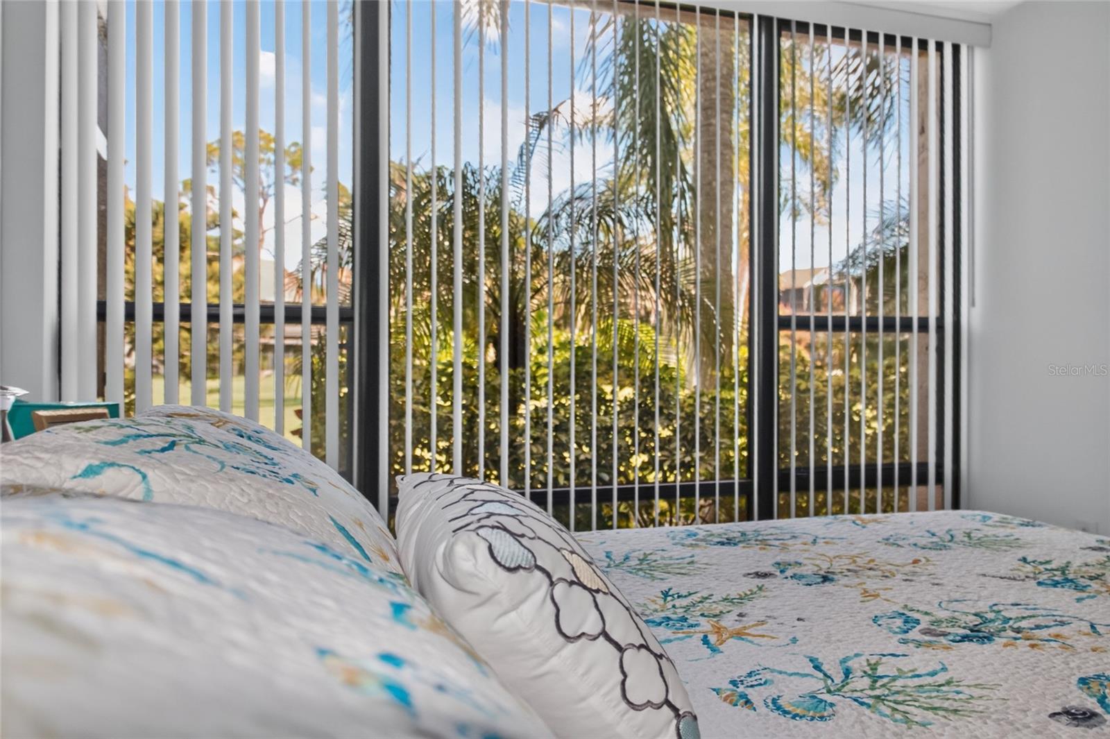 CARDINAL CONDO APTS / BIRD BAY VILLAGE - Residential
