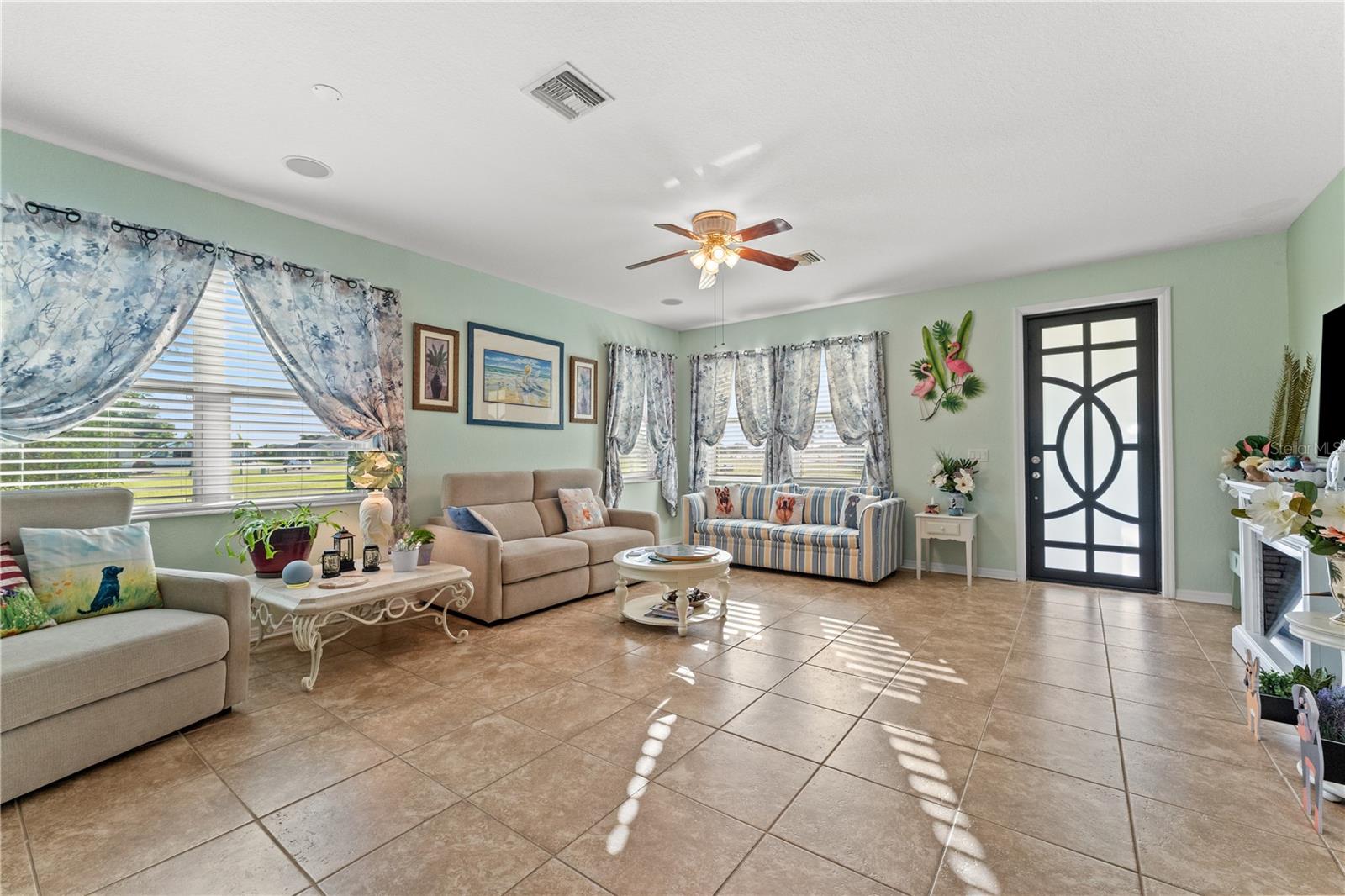 PUNTA GORDA ISLES SEC 16 - Residential