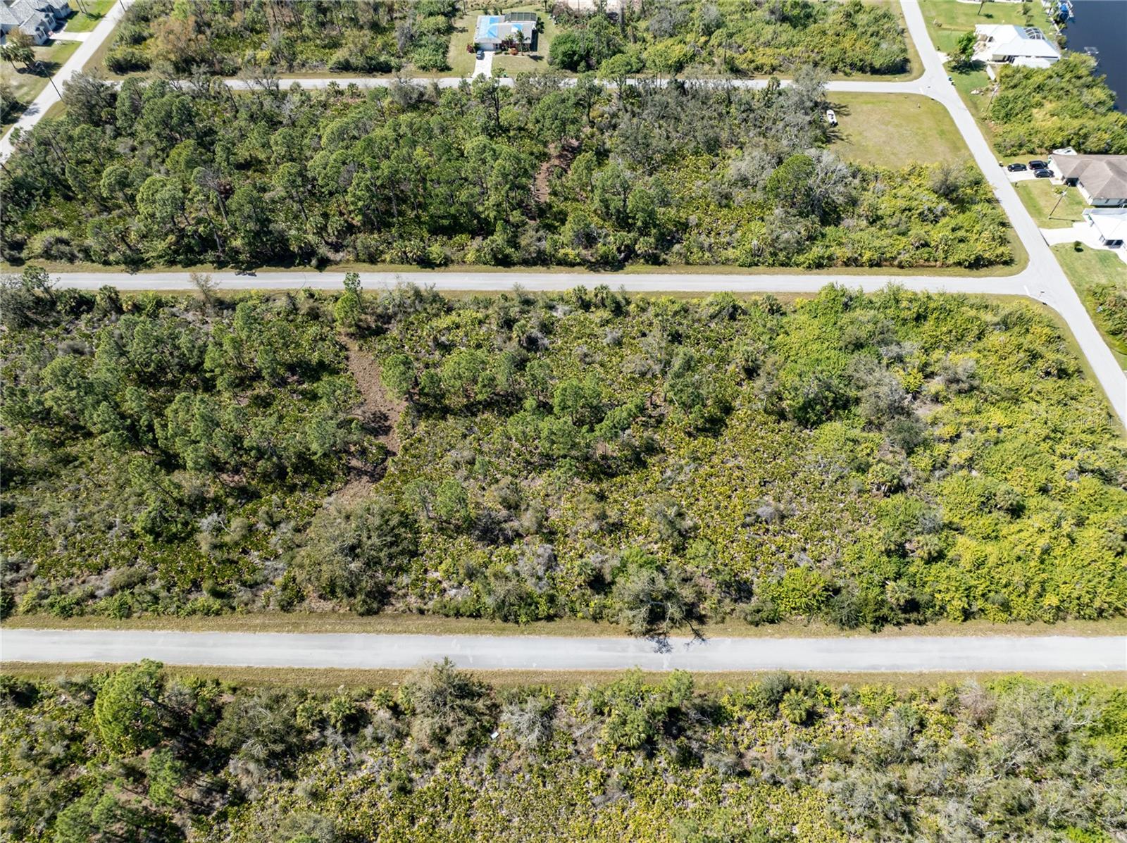 PORT CHARLOTTE SEC 049 - Land