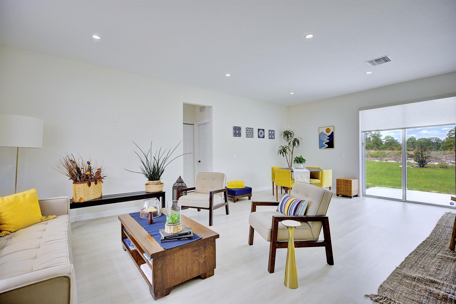 PLACID LKS-SEC TWENTY - Residential