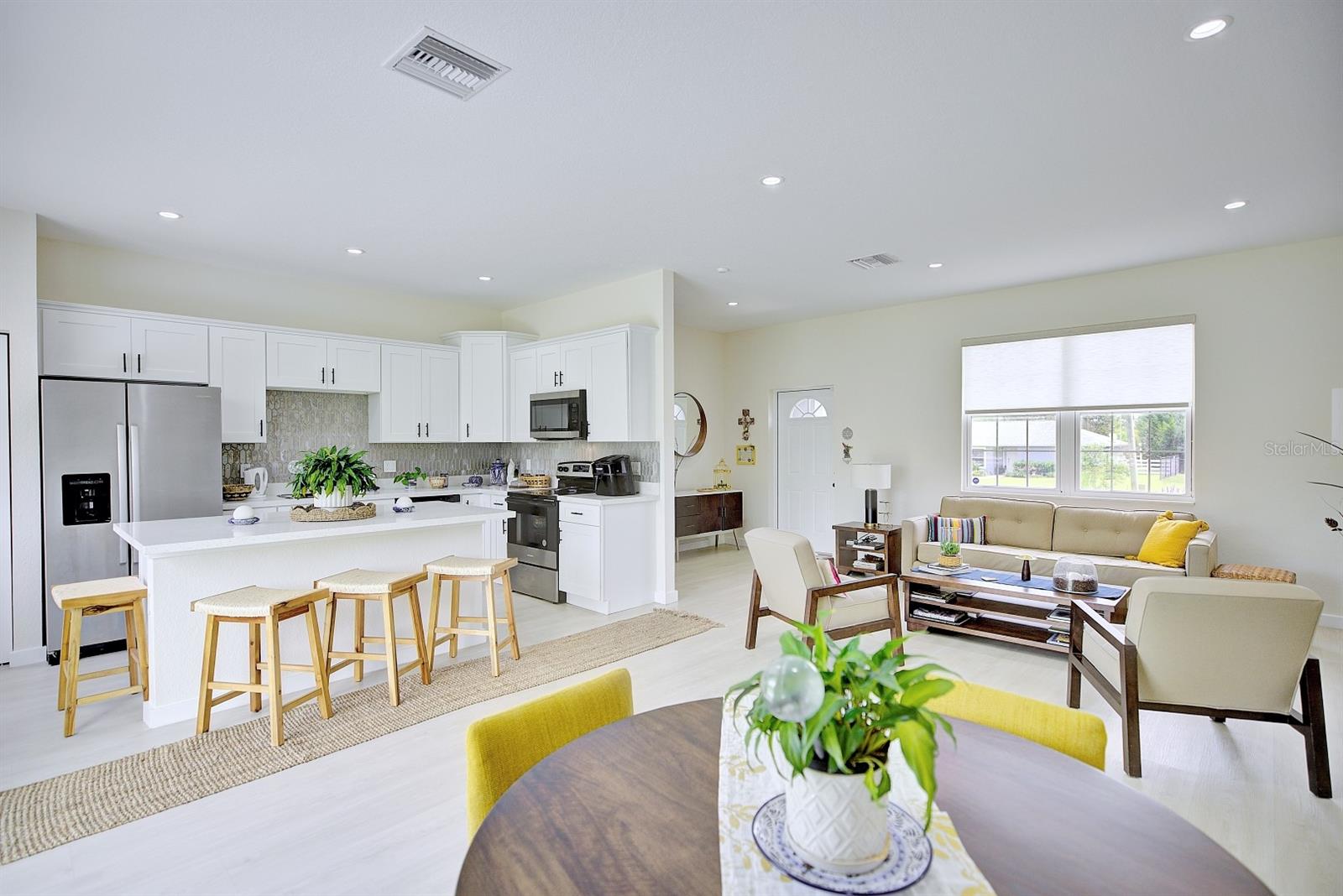 PLACID LKS-SEC TWENTY - Residential