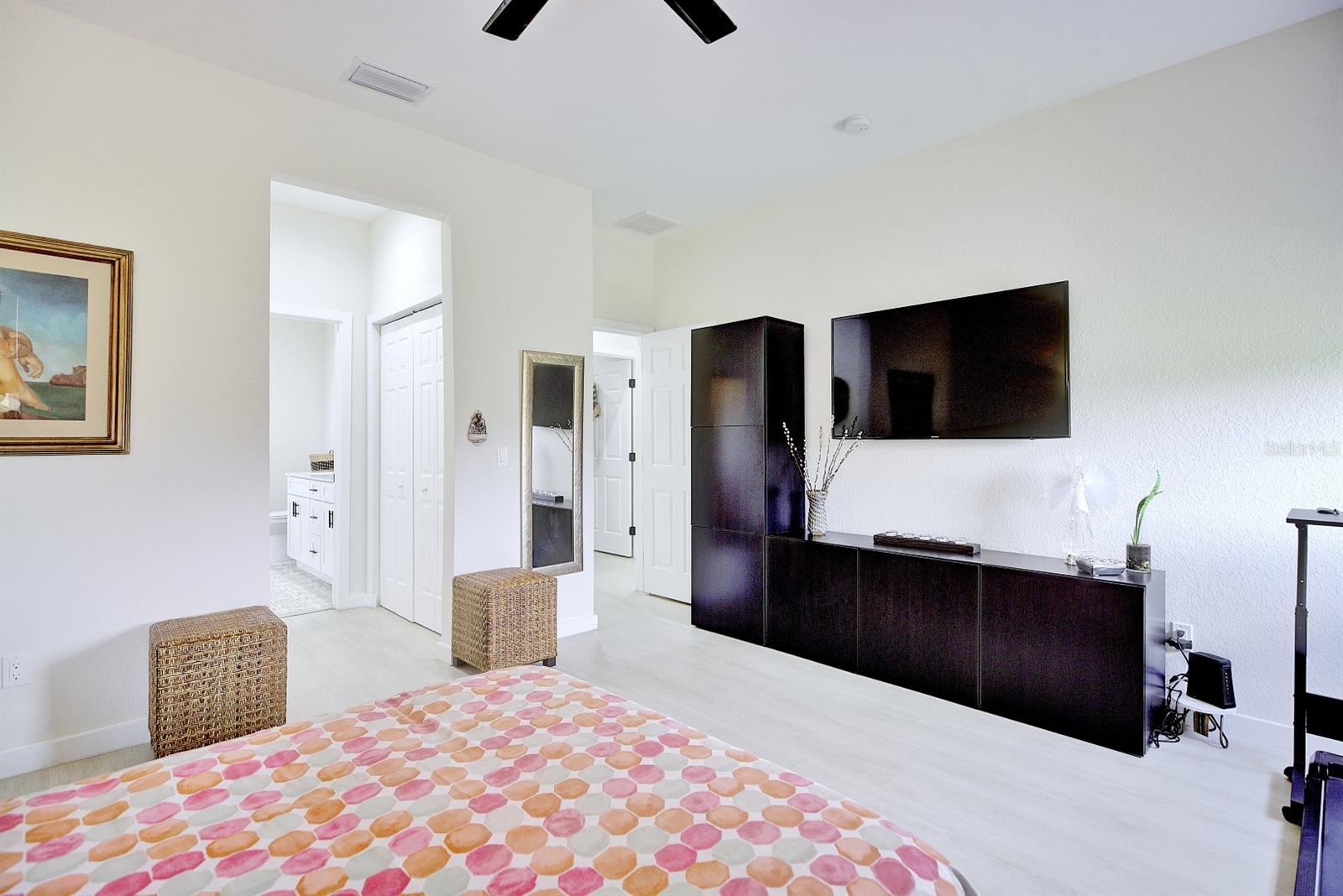 PLACID LKS-SEC TWENTY - Residential