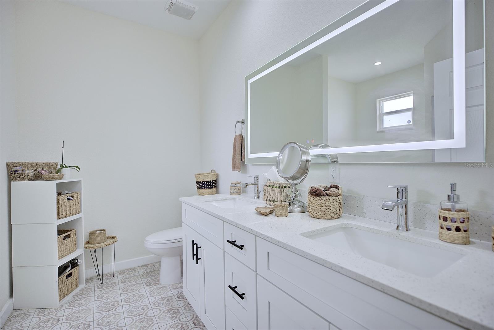PLACID LKS-SEC TWENTY - Residential