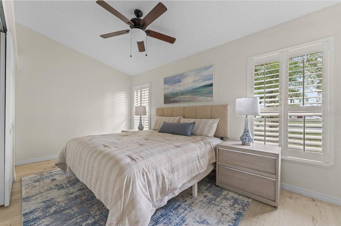 GREENVIEW VILLAS - Residential