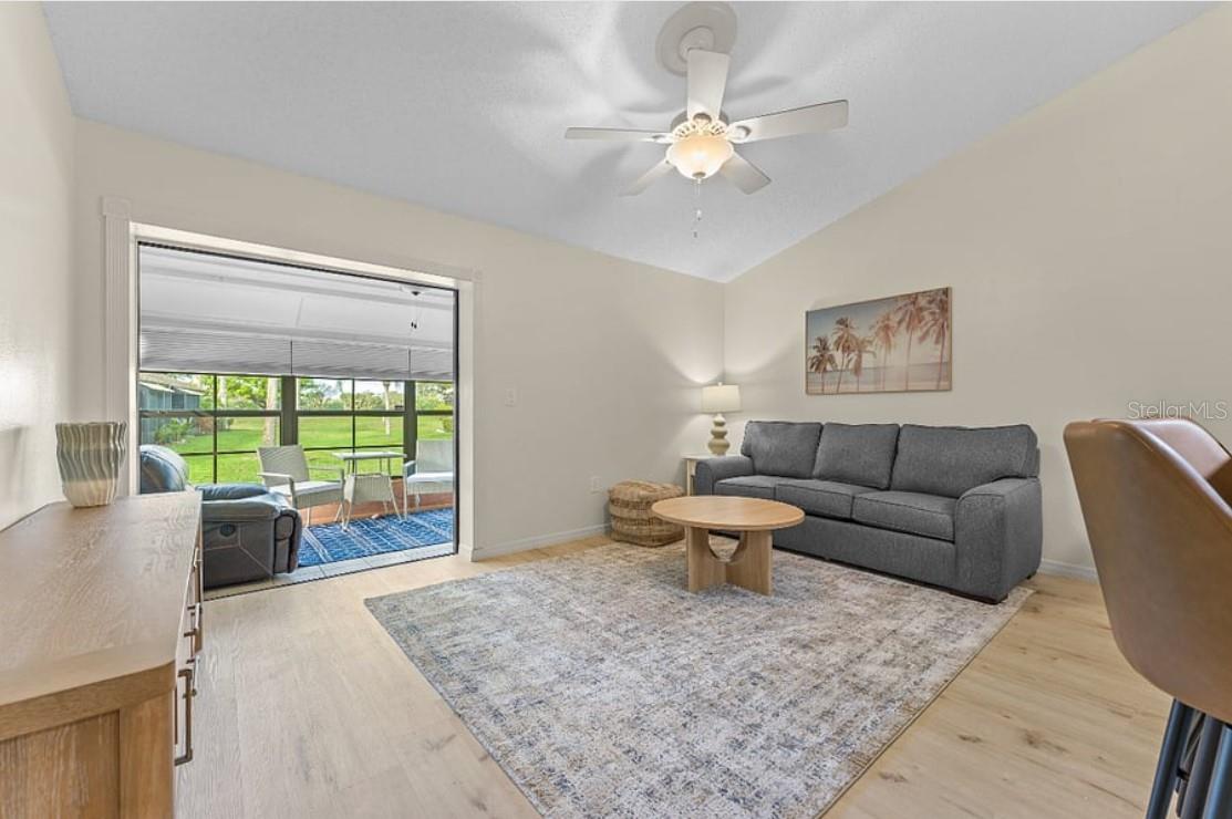 GREENVIEW VILLAS - Residential