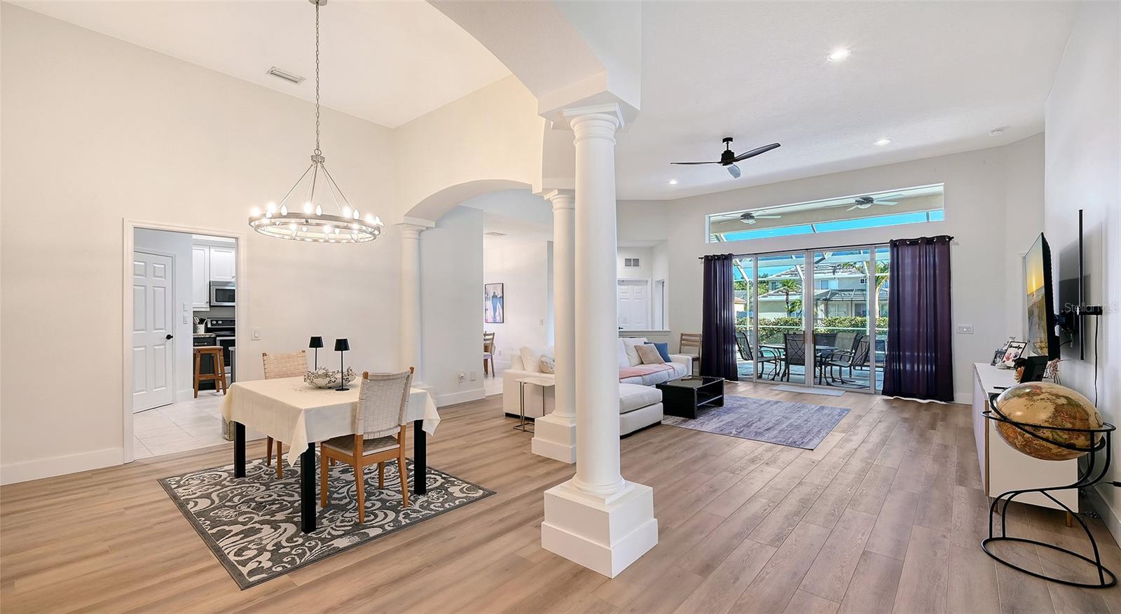 VILLAGES AT PINETREE SPRUCE PI - Residential