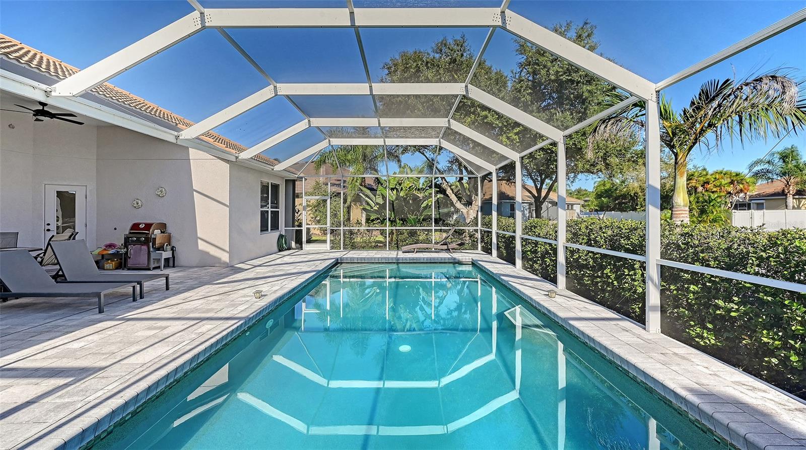 VILLAGES AT PINETREE SPRUCE PI - Residential