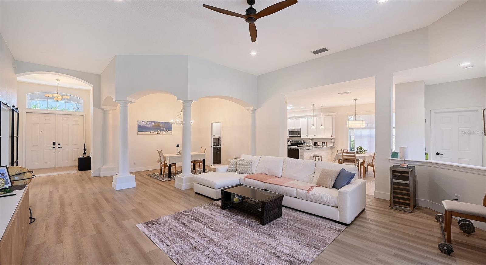VILLAGES AT PINETREE SPRUCE PI - Residential