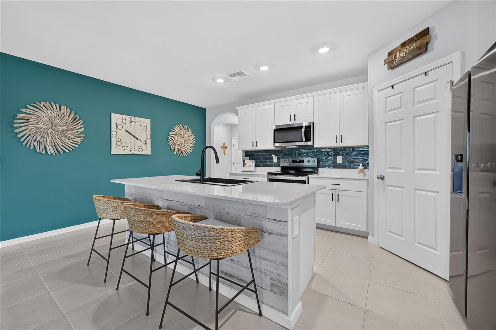 PUNTA GORDA ISLES SEC 16 - Residential