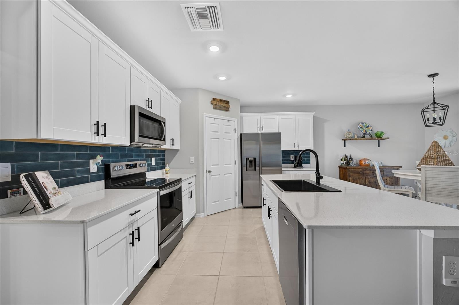 PUNTA GORDA ISLES SEC 16 - Residential