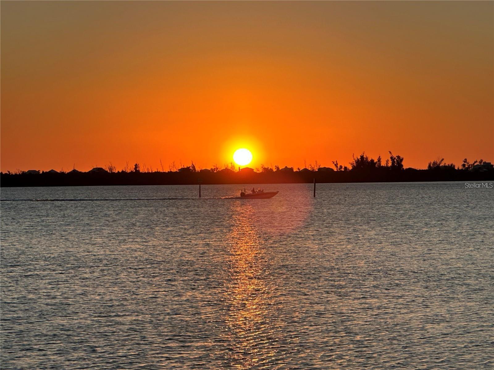 GRAND PRESERVE ON LEMON BAY PH - Residential