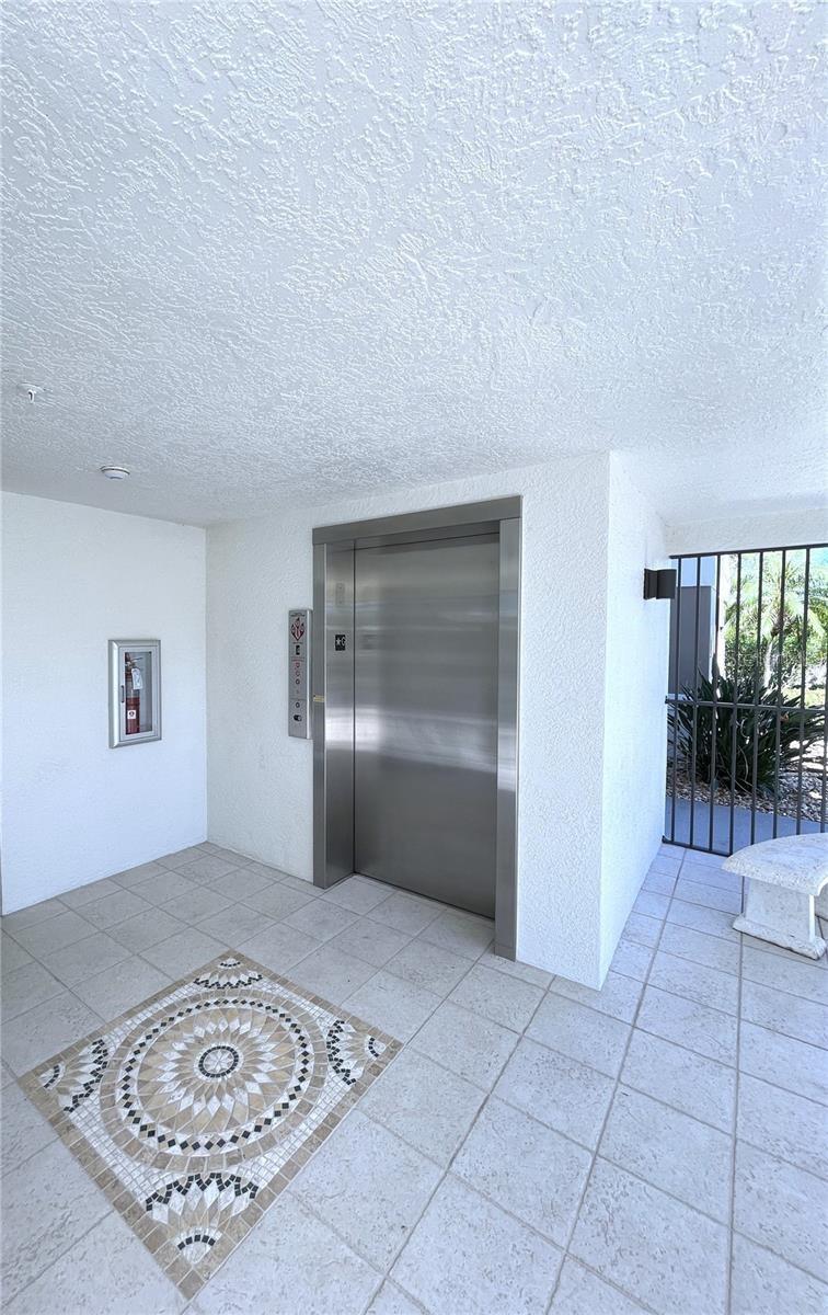 GRAND PRESERVE ON LEMON BAY PH - Residential