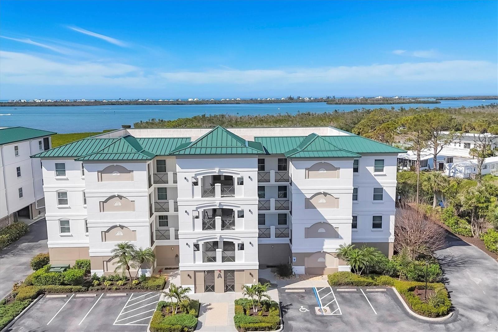 GRAND PRESERVE ON LEMON BAY PH - Residential