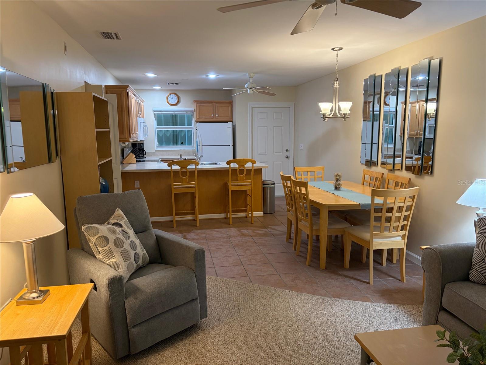 VILLA MANOR PH 05 BLDG E - Residential