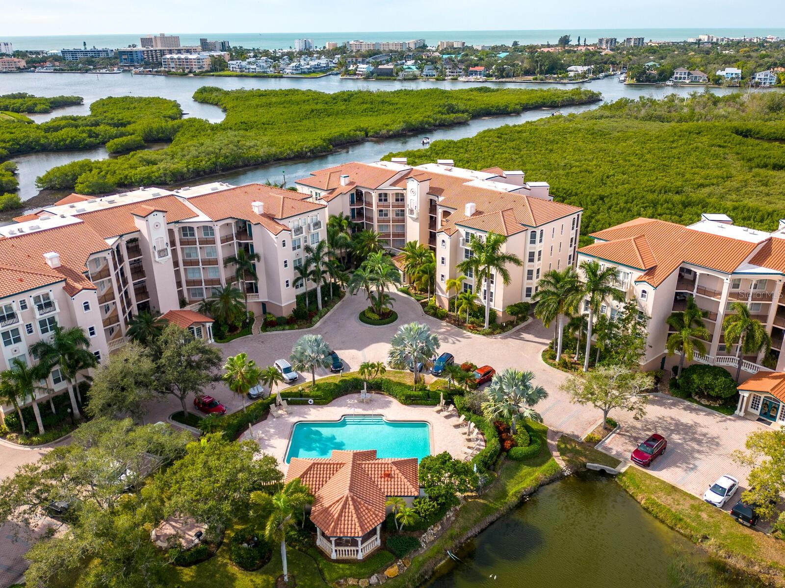 EAGLES POINT AT THE LANDINGS 2 - Residential