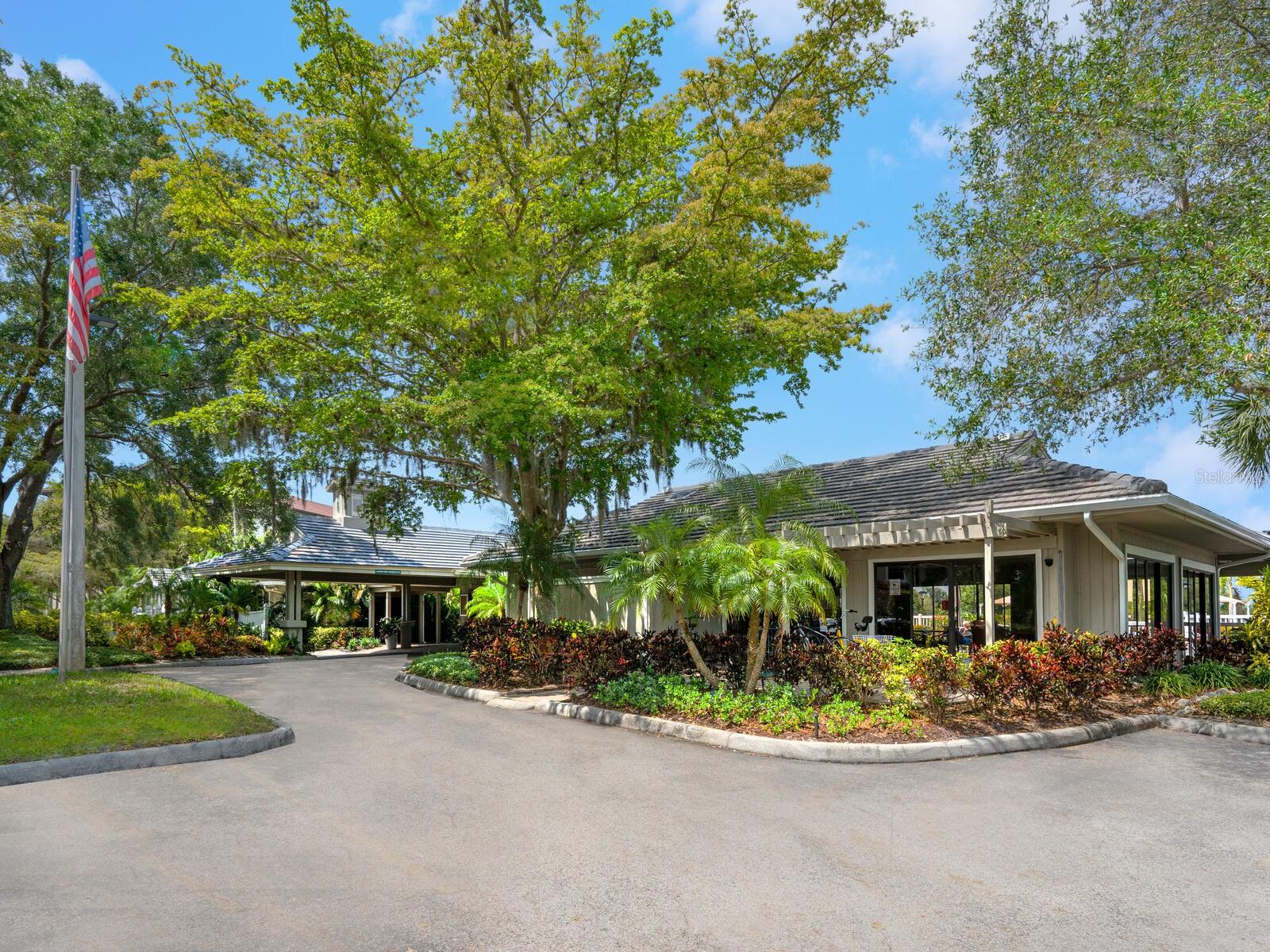 EAGLES POINT AT THE LANDINGS 2 - Residential