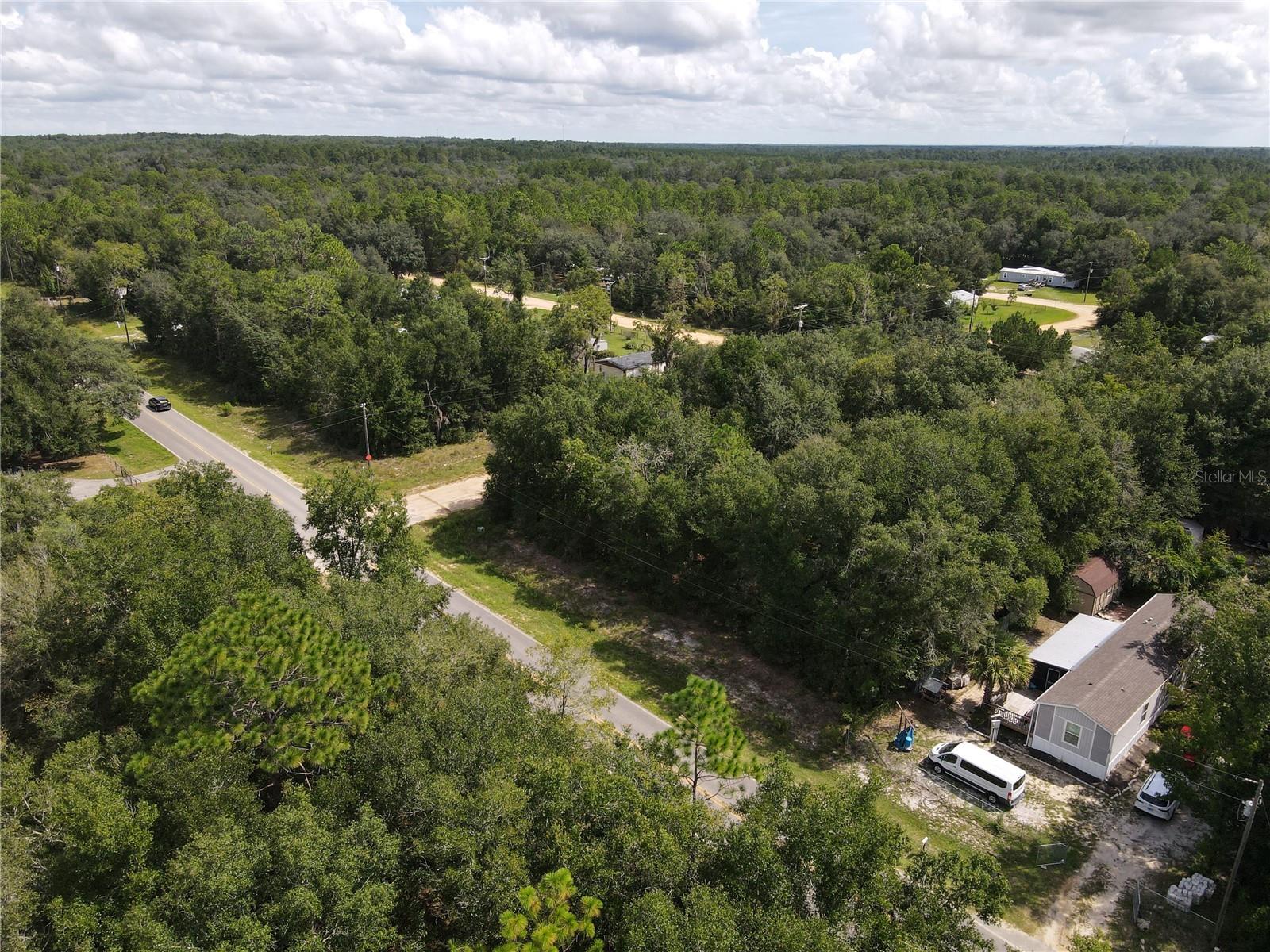 INTERLACHEN LAKES ESTATES - Land