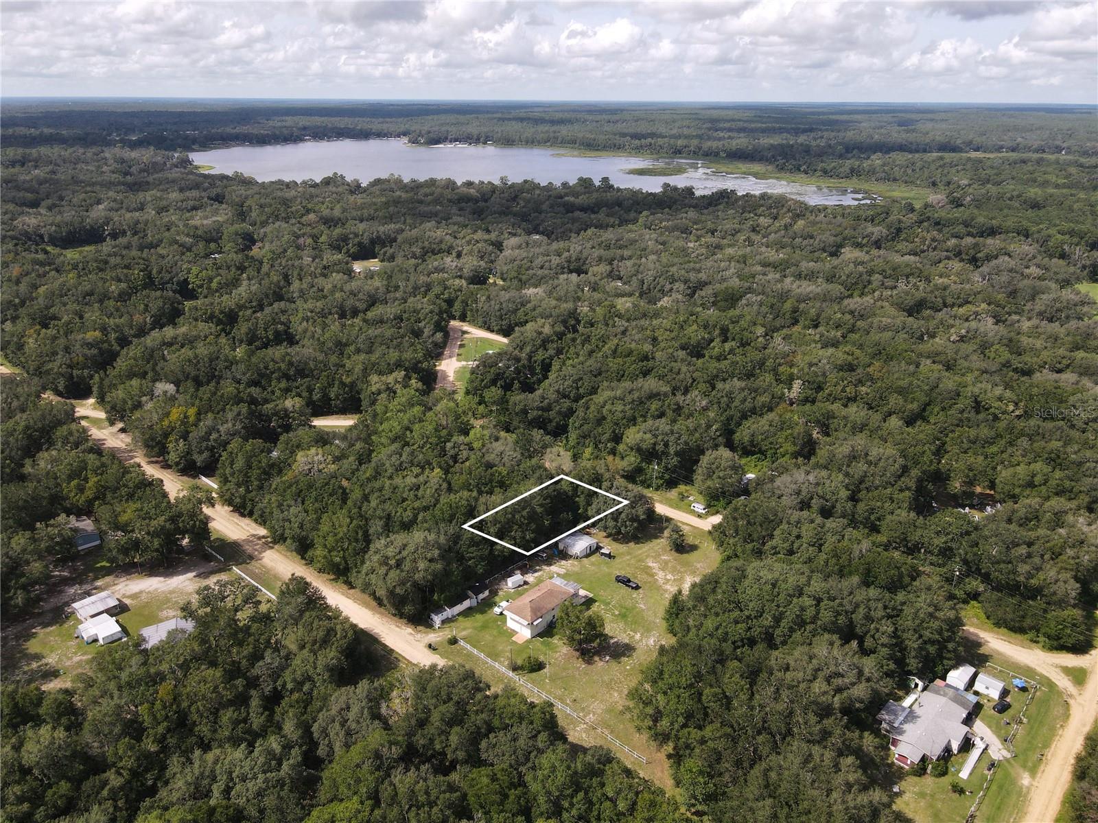 INTERLACHEN LAKES ESTATES - Land