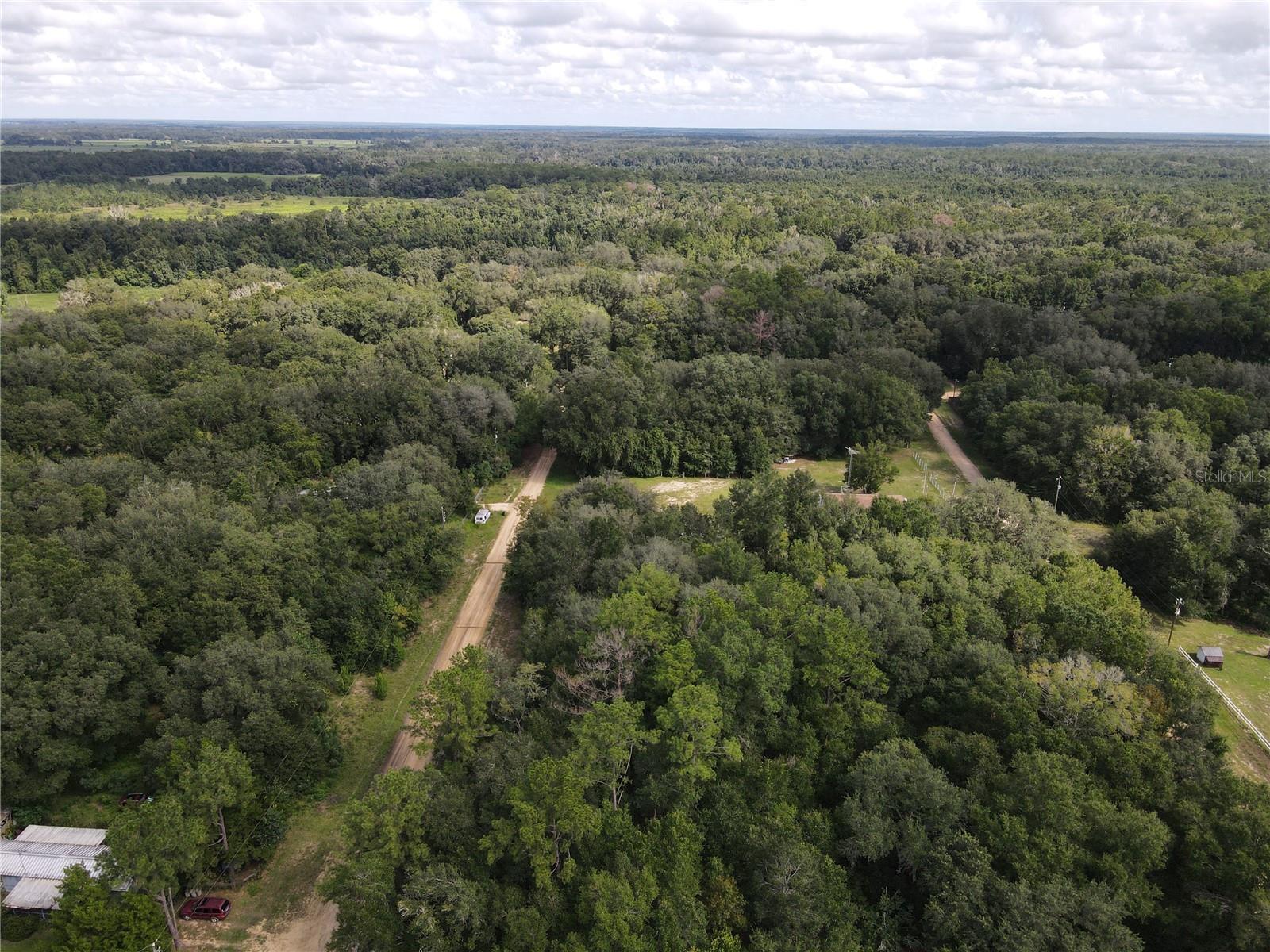 INTERLACHEN LAKES ESTATES - Land