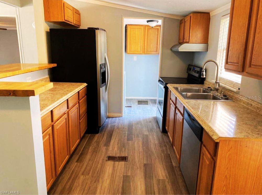 SHERWOOD SUB - Residential