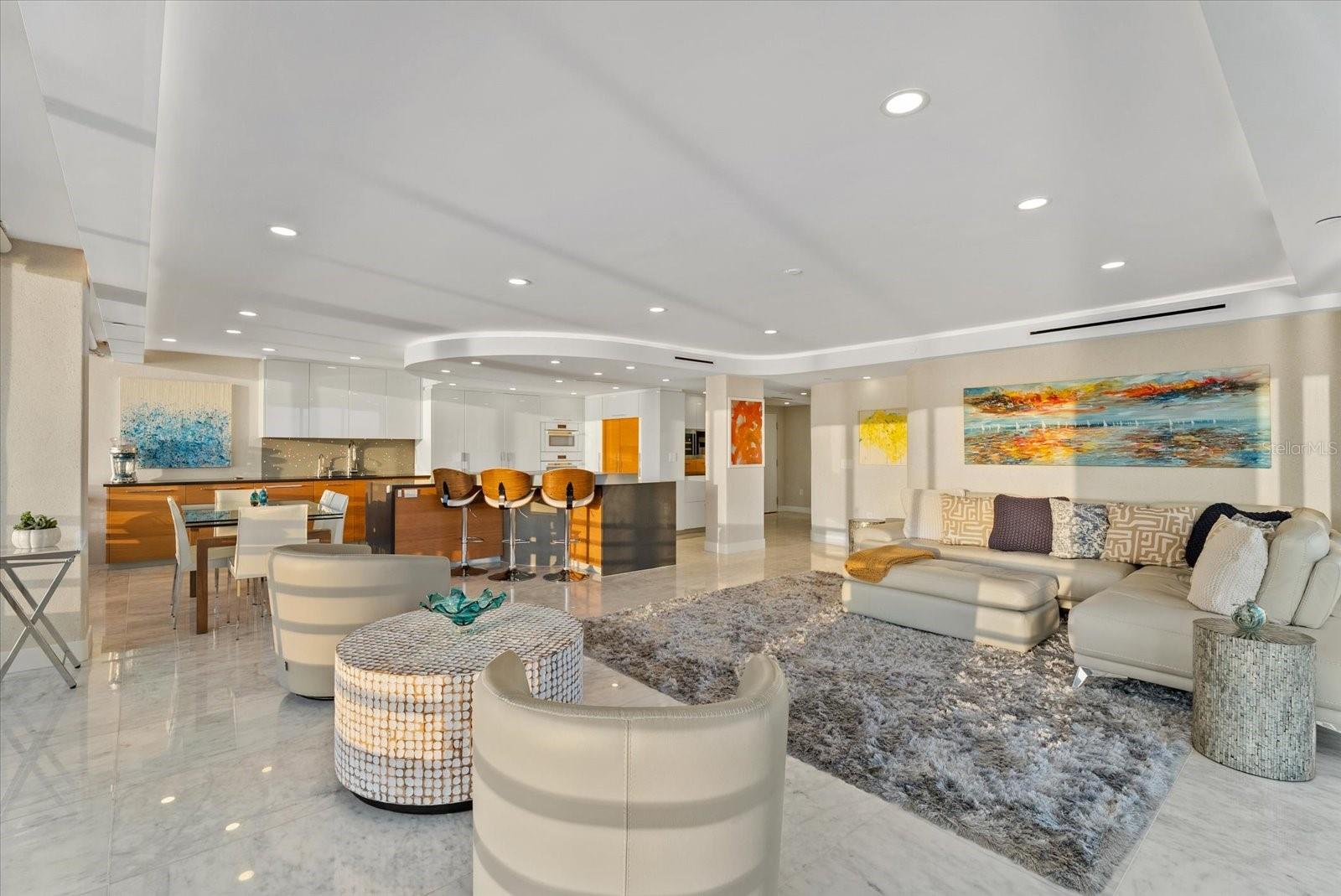 EMBASSY HOUSE - Residential