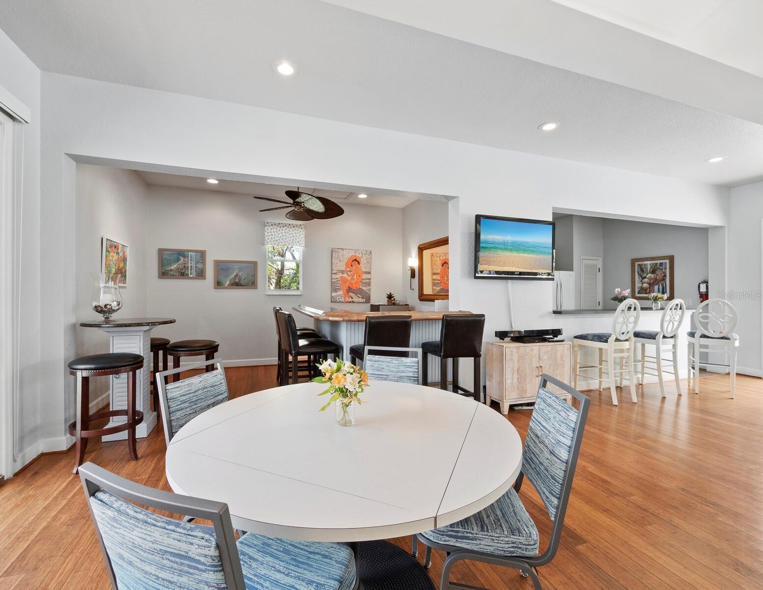 DOLPHIN BAY-SIESTA KEY SEC A - Residential