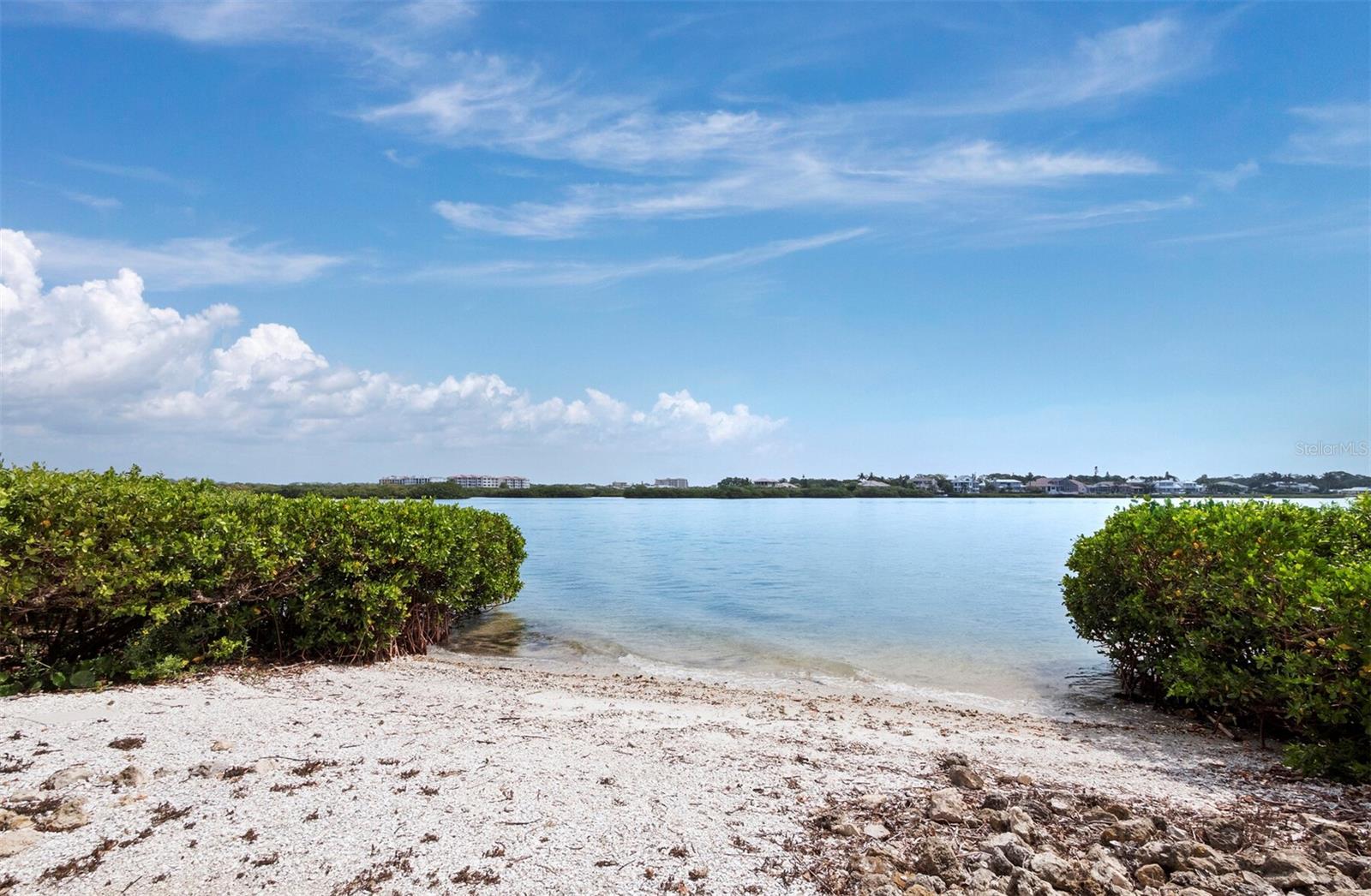 DOLPHIN BAY-SIESTA KEY SEC A - Residential