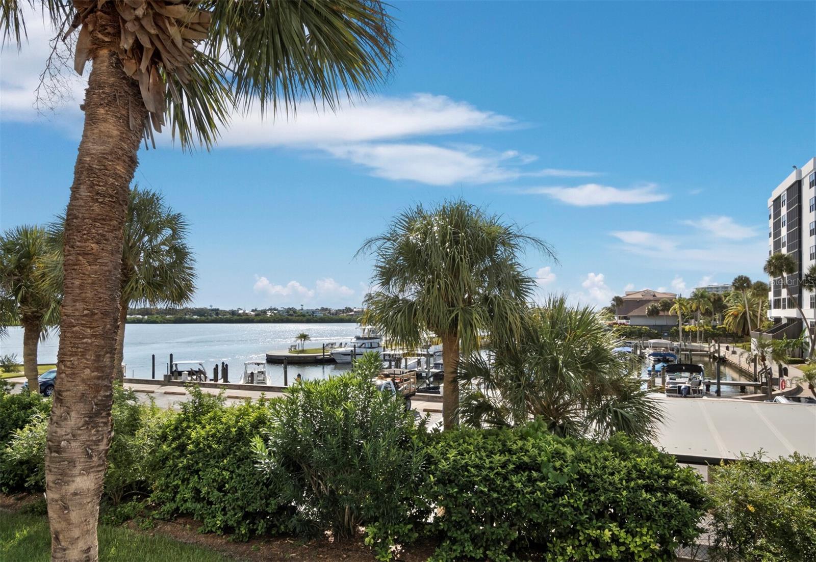 DOLPHIN BAY-SIESTA KEY SEC A - Residential