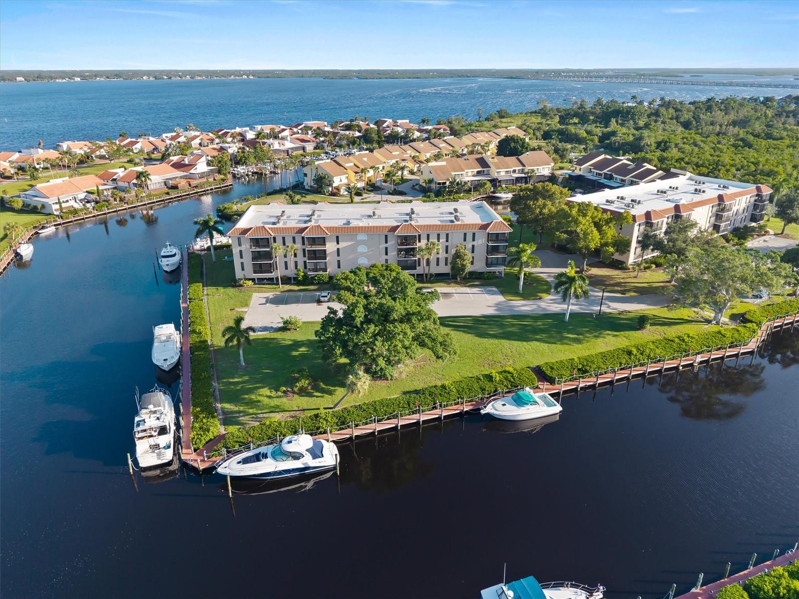 EMERALD POINTE PH 01 - Residential
