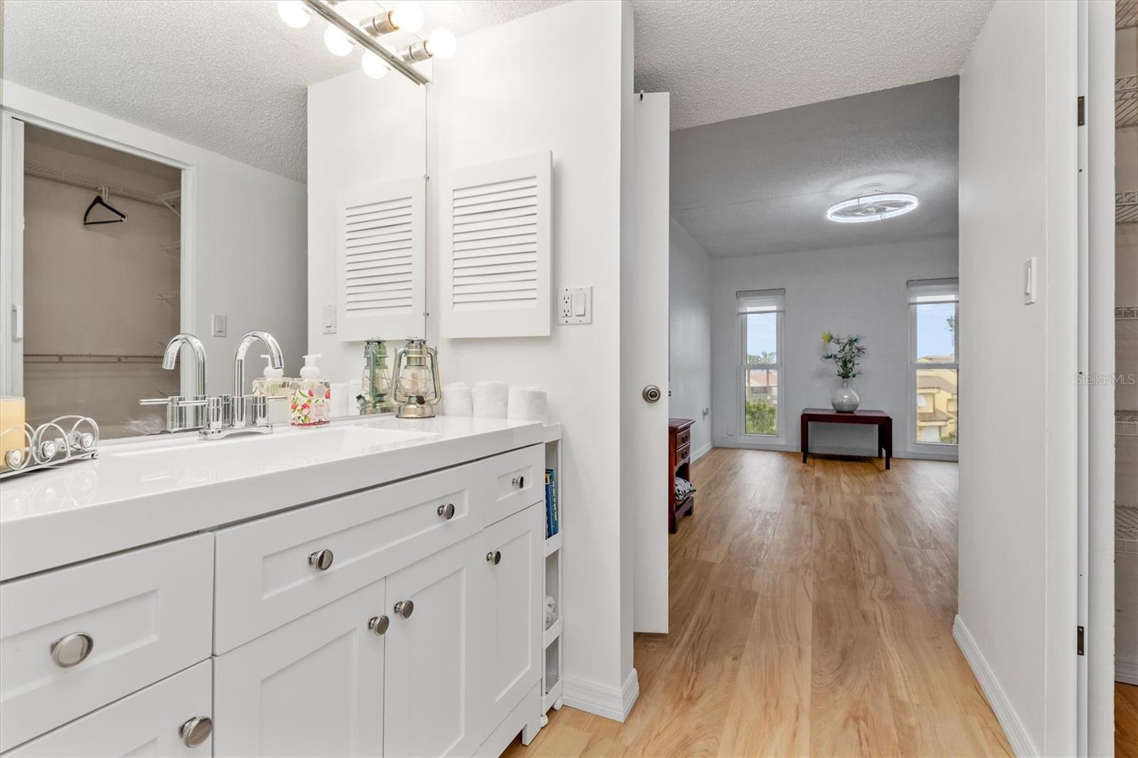 EMERALD POINTE PH 01 - Residential
