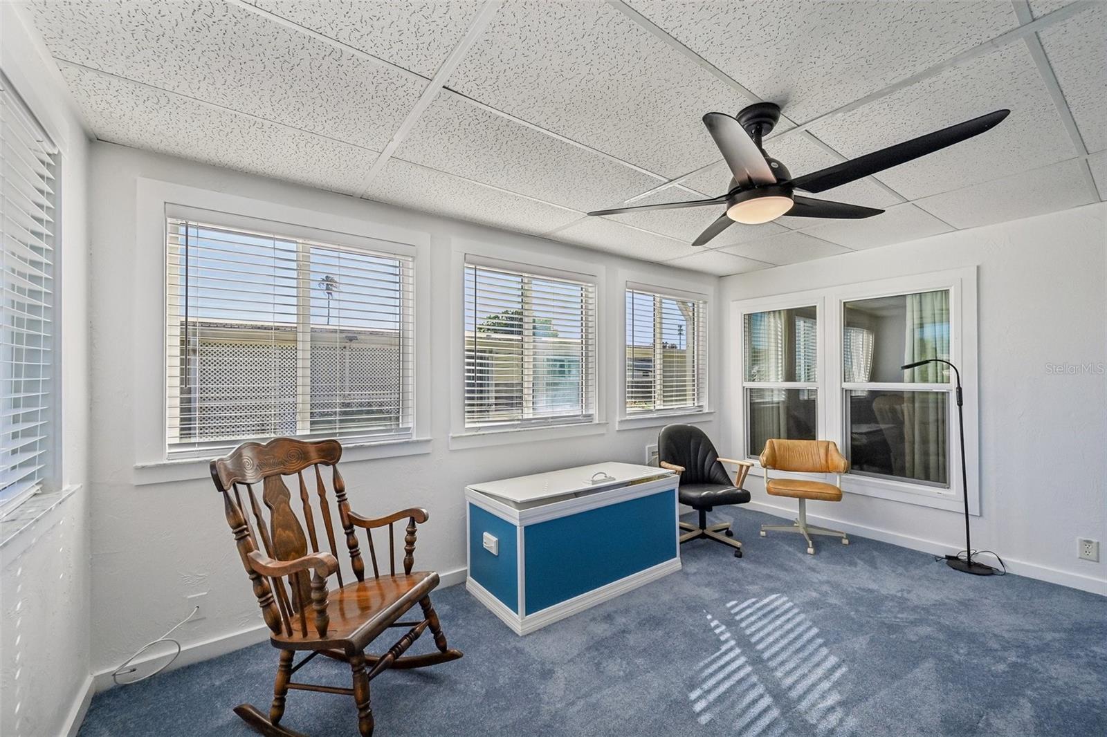 LEMON BAY ISLES PH 01 - Residential