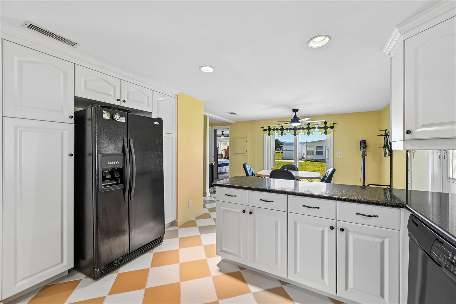 LEMON BAY ISLES PH 01 - Residential