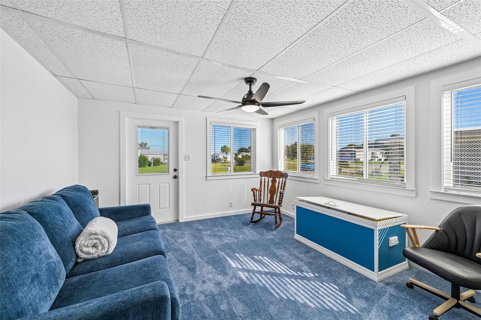 LEMON BAY ISLES PH 01 - Residential