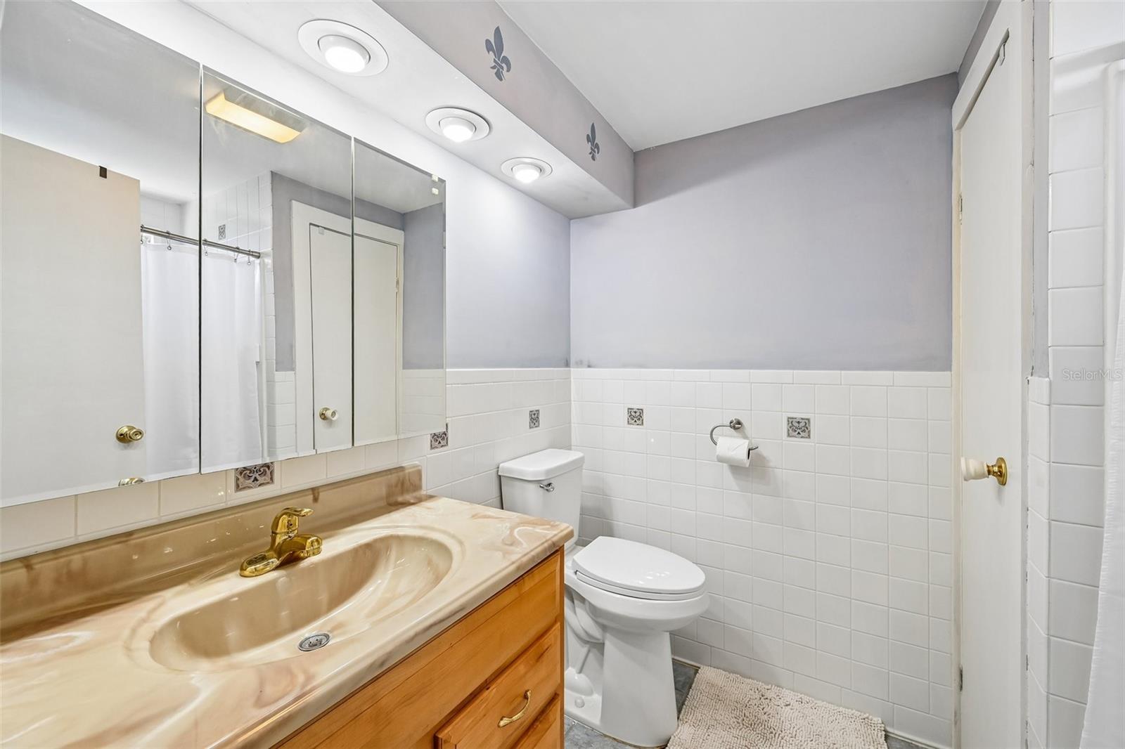 LEMON BAY ISLES PH 01 - Residential