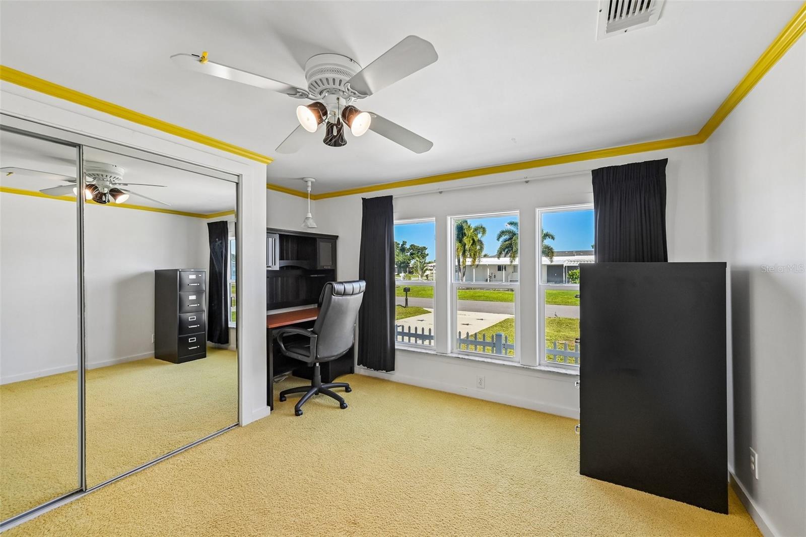 LEMON BAY ISLES PH 01 - Residential