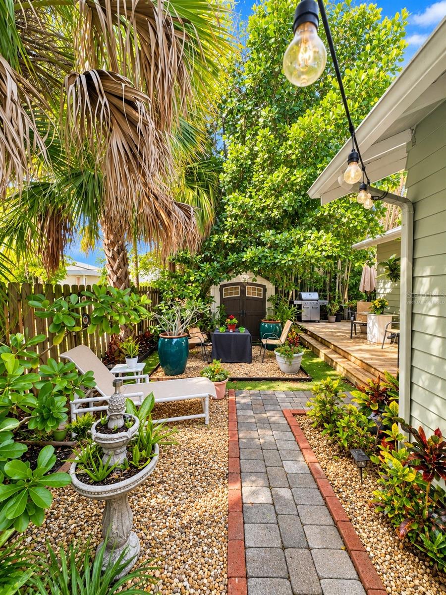 HUDSON BAYOU - Residential