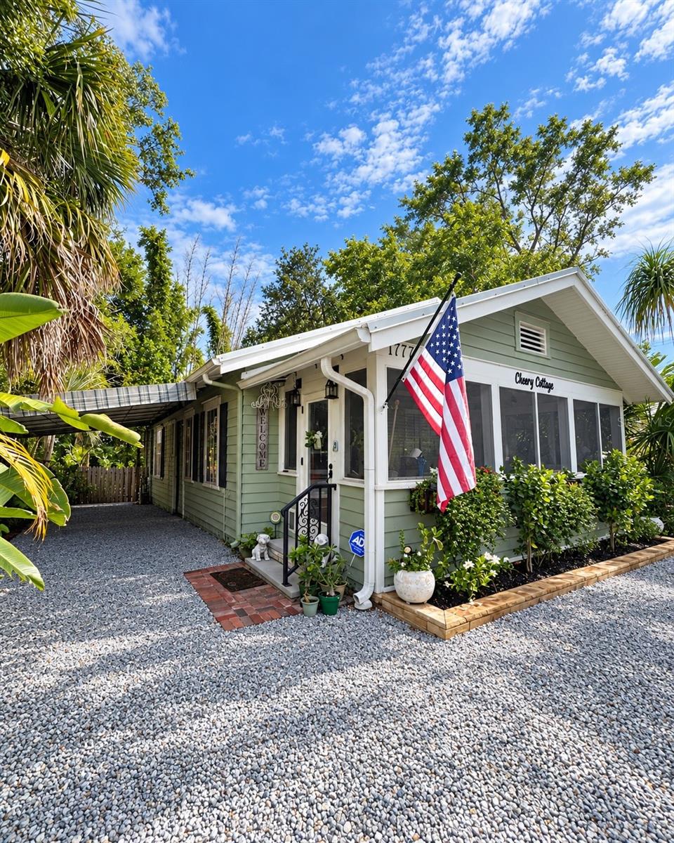 HUDSON BAYOU - Residential
