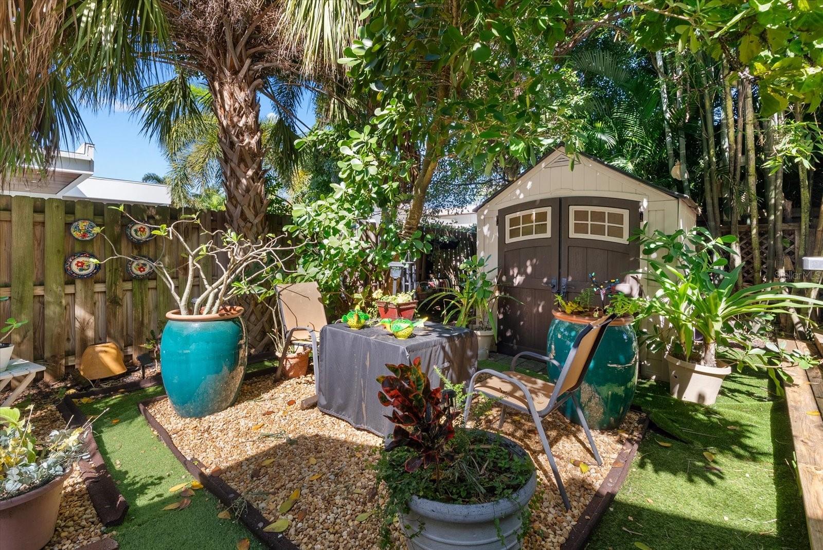 HUDSON BAYOU - Residential