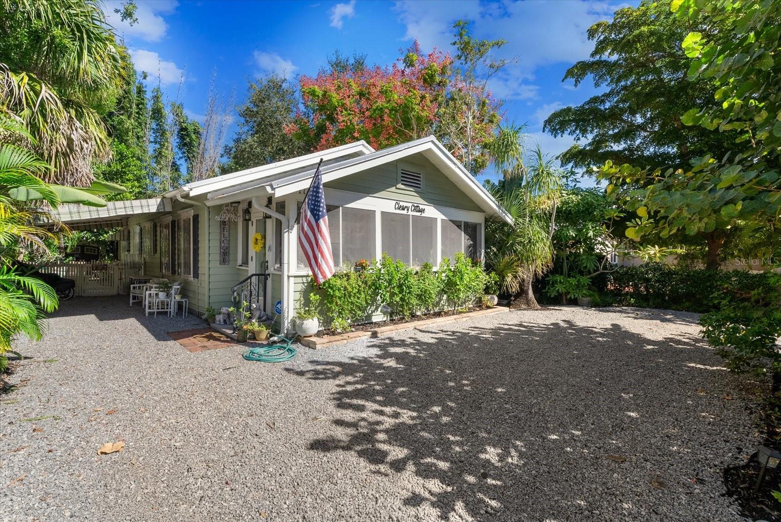 HUDSON BAYOU - Residential