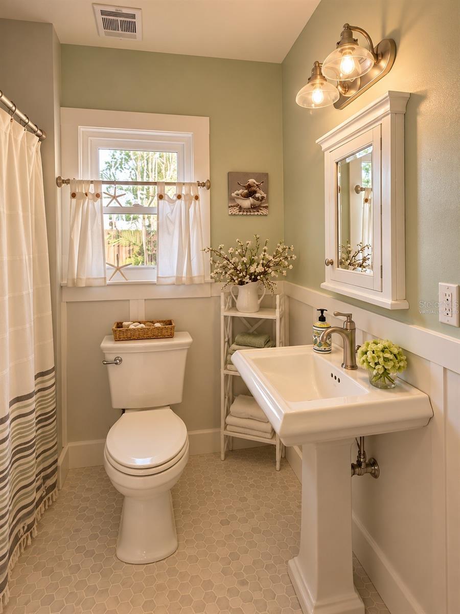 HUDSON BAYOU - Residential