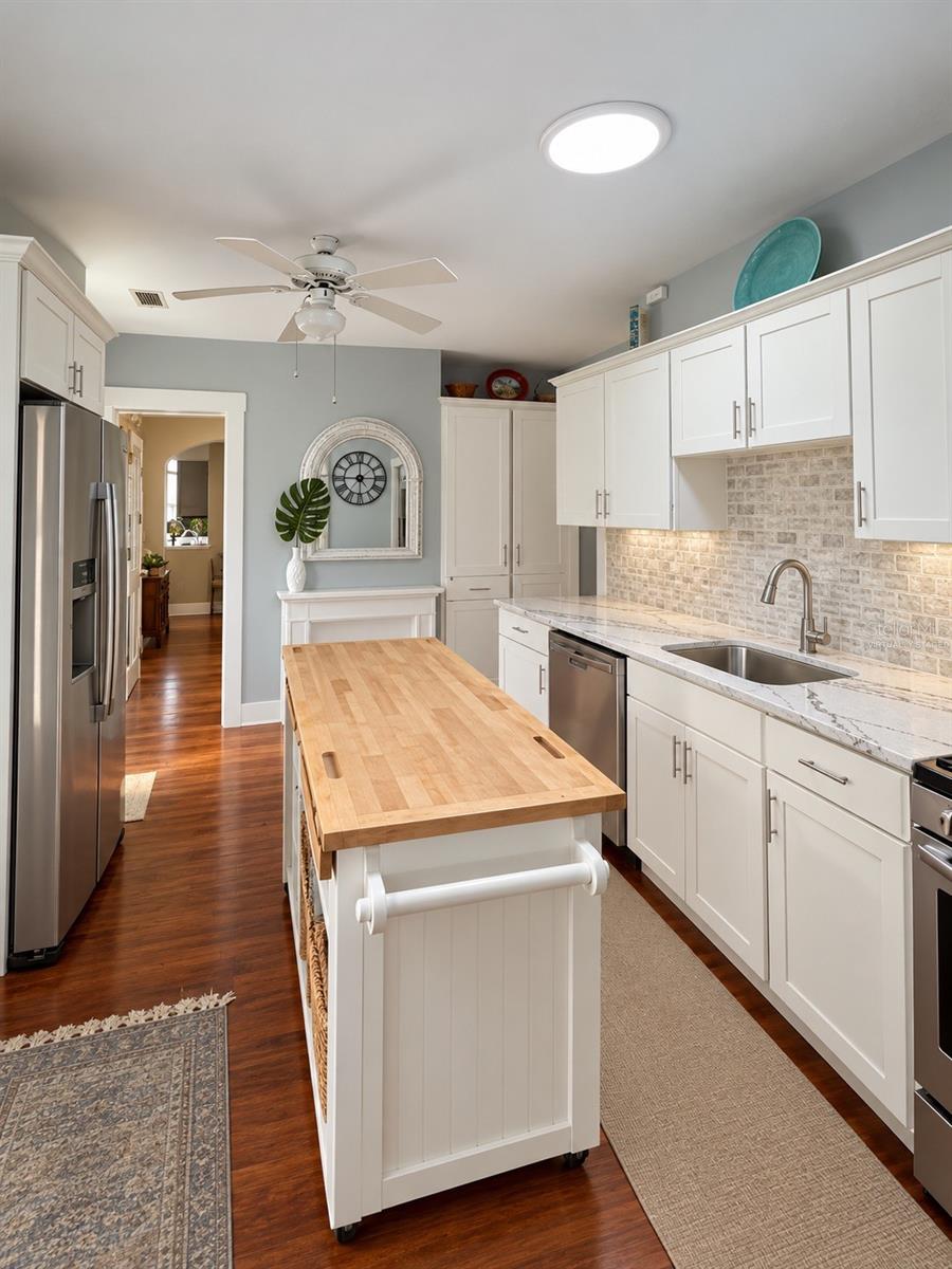 HUDSON BAYOU - Residential